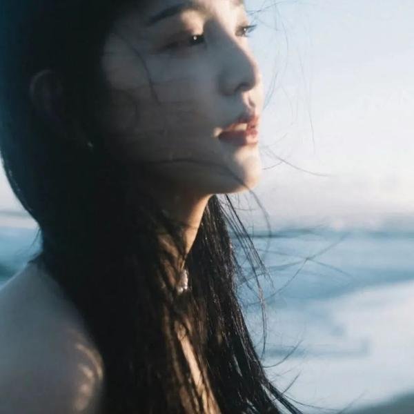 恶魔与深蓝海